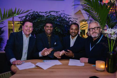 TUI en BNR verlengen samenwerking voor The Friday Move