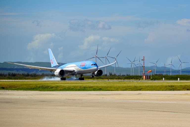 Teaser image for Eerste TUI fly vlucht vanuit Brussel feestelijk onthaald op Curaçao International Airport